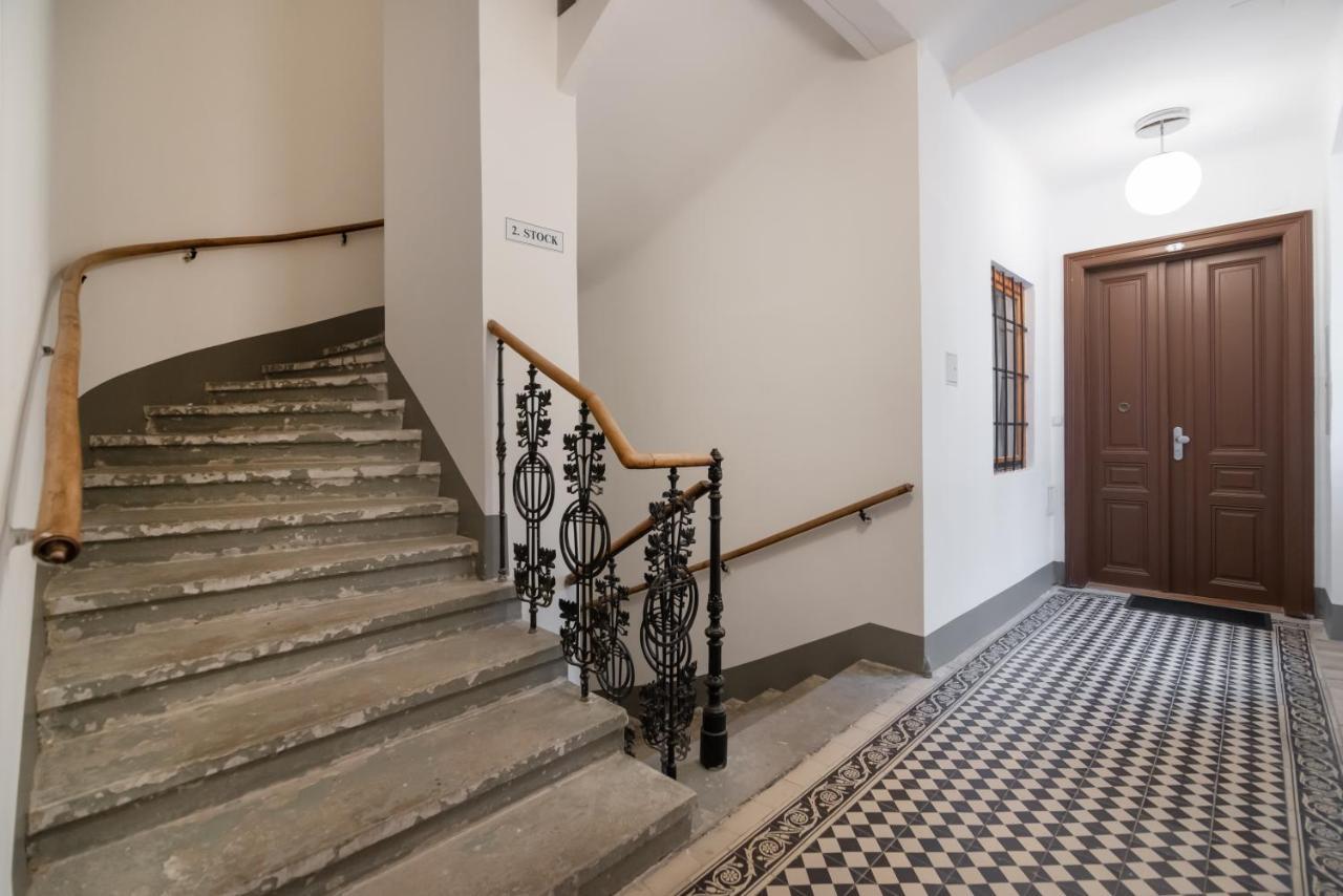 Hochwertiges Apartment Mit Direkter Anbindung Zum Zentrum In Hippen Viertel Vienna Luaran gambar
