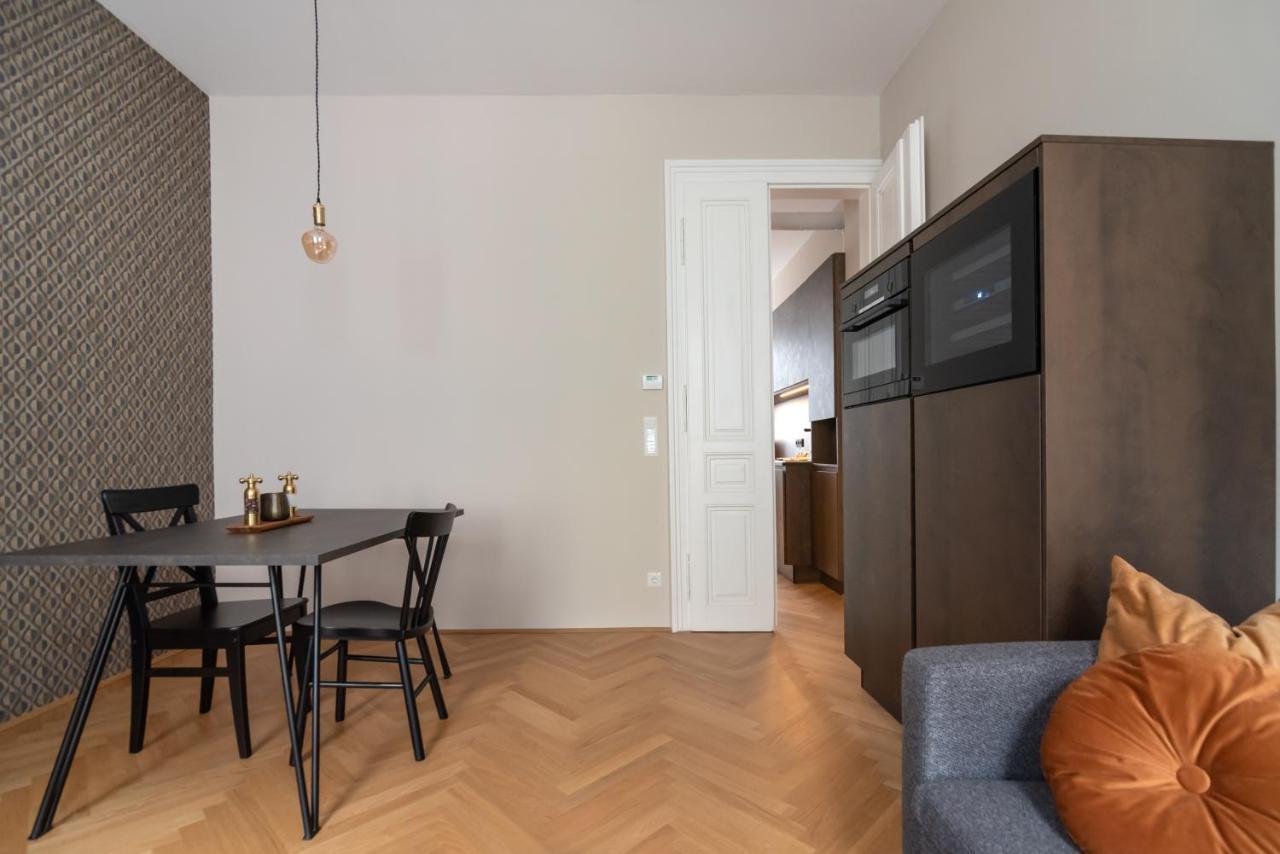 Hochwertiges Apartment Mit Direkter Anbindung Zum Zentrum In Hippen Viertel Vienna Luaran gambar